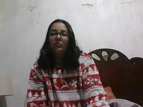 Samanthat33 online show from March 11, 3:48 am