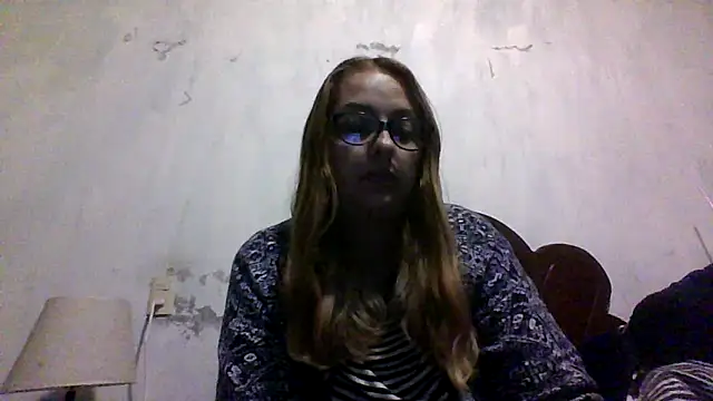 Samanthat33 online show from October 6, 6:11 am