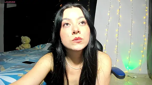 ethan chloeee online show from July 11, 4:04 am