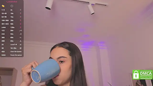 Aleejaa   online show from October 8, 11:52 am