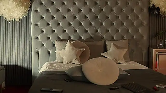 AmelyNoir online show from February 24, 4:27 am