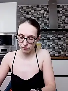 Snapshot of MartiniiSelenna chatting on January 22, 9:02 am MartiniiSelenna online show from January 22, 9:02 am