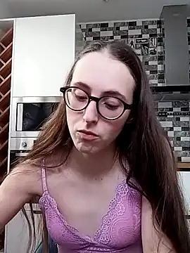 Snapshot of MartiniiSelenna chatting on February 14, 9:56 am MartiniiSelenna online show from February 14, 9:56 am