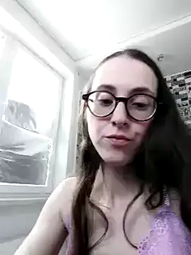 Snapshot of MartiniiSelenna chatting on February 20, 9:33 am MartiniiSelenna online show from February 20, 9:33 am