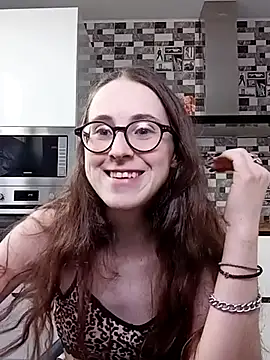 Snapshot of MartiniiSelenna chatting on March 10, 9:43 am MartiniiSelenna online show from March 10, 9:43 am