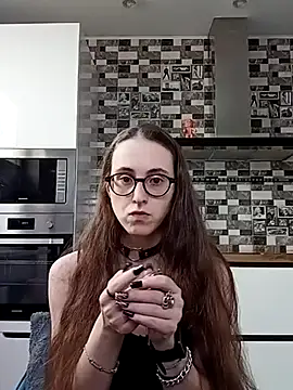 Snapshot of MartiniiSelenna chatting on March 16, 9:49 am MartiniiSelenna online show from March 16, 9:49 am