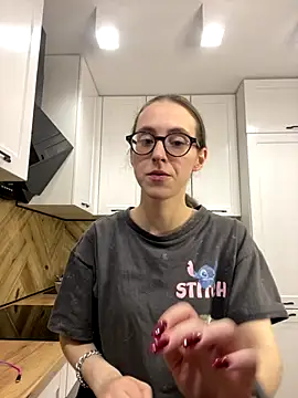 Snapshot of MartiniiSelenna chatting on September 17, 5:53 am MartiniiSelenna online show from September 17, 5:53 am
