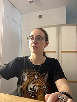MartiniiSelenna online show from July 5, 5:47 am