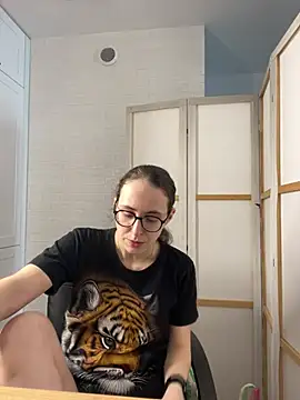MartiniiSelenna online show from July 12, 5:53 am