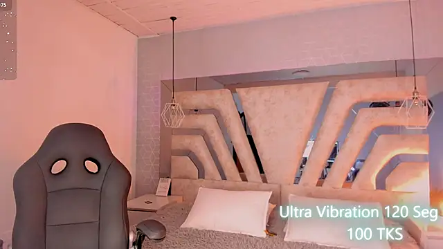 AngelineHeet online show from September 26, 3:32 am