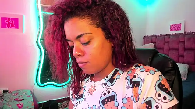 ladyrd1 online show from January 12, 2:52 pm