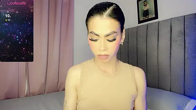 Snapshot of Jimmenna_ chatting on February 10, 4:52 am Jimmenna online show from February 10, 4:52 am