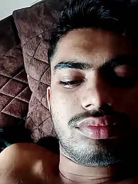 Snapshot of aditya2004_ chatting on December 10, 4:13 am aditya2004 online show from December 10, 4:13 am