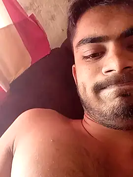 Snapshot of aditya2004_ chatting on December 15, 7:24 am aditya2004 online show from December 15, 7:24 am