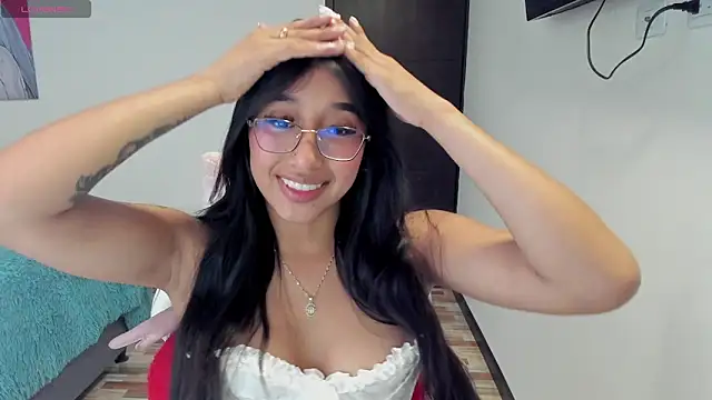 Snapshot of isa_bellaa0 chatting on March 7, 1:09 am isa bellaa0 online show from March 7, 1:09 am