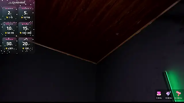 Snapshot of Angel_Snowhotxxx chatting on January 19, 10:30 am Angel Snowhotxxx online show from January 19, 10:30 am