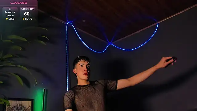 Angel Snowhotxxx online show from March 22, 9:45 am