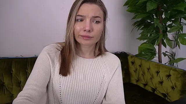 Snapshot of IceDanielles chatting on January 13, 2:11 pm IceDanielles online show from January 13, 2:11 pm