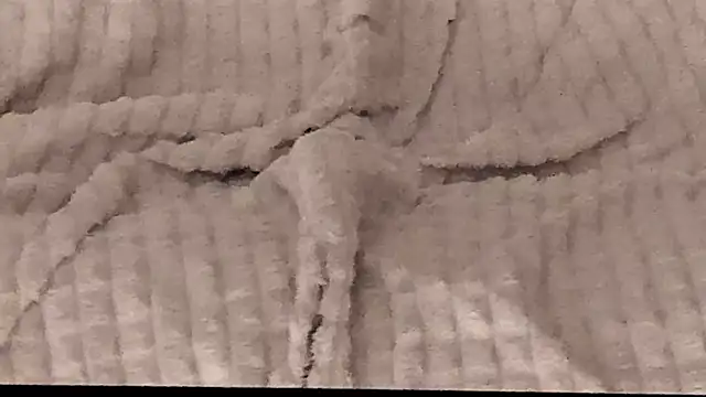 Snapshot of IceDanielles chatting on October 5, 6:39 pm IceDanielles online show from October 5, 6:39 pm