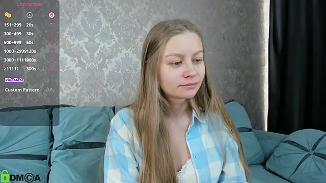 Snapshot of Polumna_cute chatting on February 6, 1:36 pm Polumna cute online show from February 6, 1:36 pm