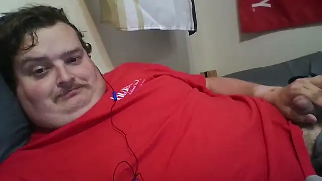 Snapshot of YelpedAverting chatting on September 15, 8:20 pm YelpedAverting online show from September 15, 8:20 pm