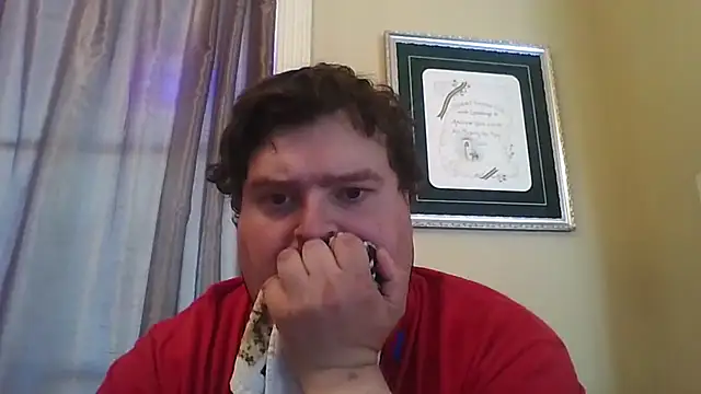 Snapshot of YelpedAverting chatting on October 17, 8:33 pm YelpedAverting online show from October 17, 8:33 pm