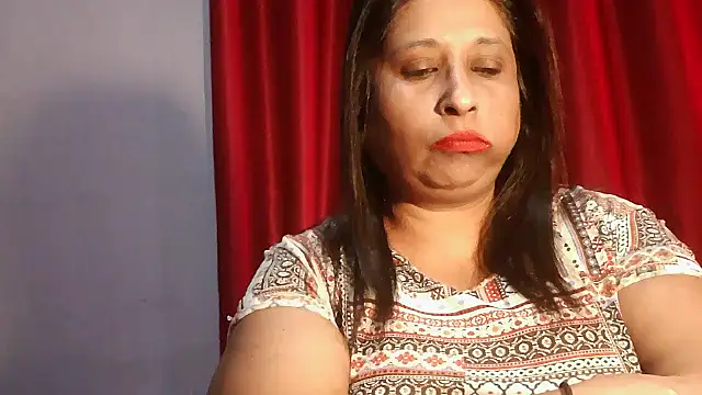 Snapshot of raniofsex02 chatting on July 19, 9:57 am raniofsex02 online show from July 19, 9:57 am