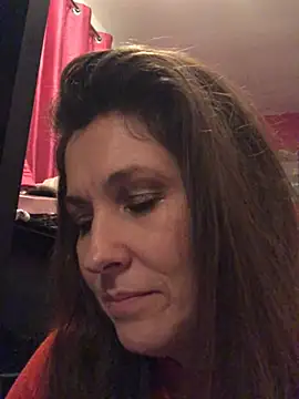 Lwhite1 online show from January 4, 12:05 am