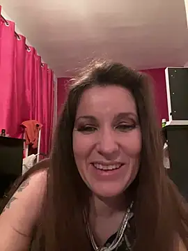 Lwhite1 online show from January 5, 11:44 pm