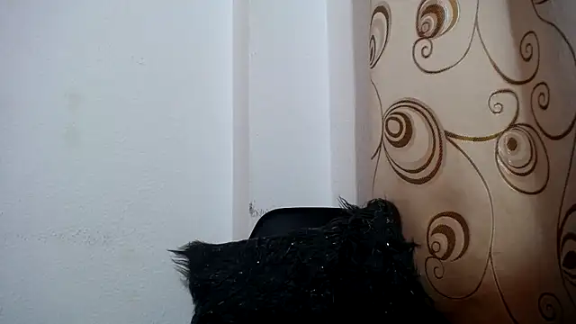 Snapshot of merlinaadams_ chatting on January 30, 8:31 pm merlinaadams online show from January 30, 8:31 pm