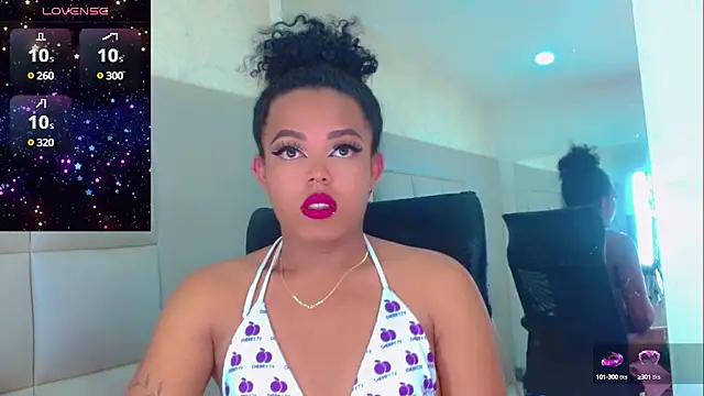 KayleighDreams  online show from March 8, 6:32 am