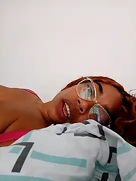 Snapshot of isabellehaynes chatting on December 7, 2:57 pm isabellehaynes online show from December 7, 2:57 pm