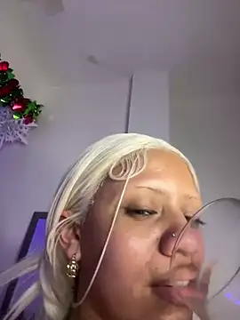 Charlotee  online show from January 2, 5:57 am