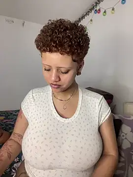 Charlotee  online show from April 18, 10:30 am