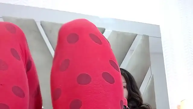 KasandraPhillips online show from February 23, 8:39 am