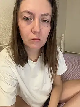 BeatriceTender online show from March 24, 7:52 pm