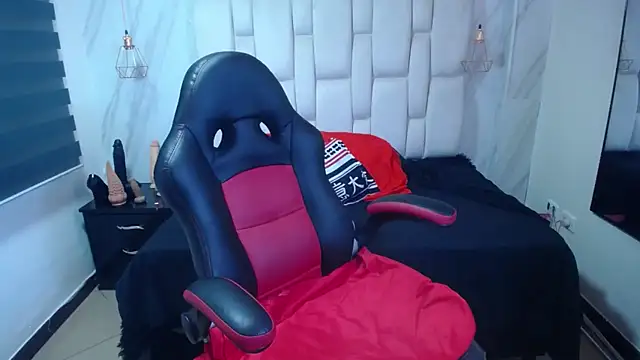 Snapshot of Anabella_Thompson chatting on March 19, 11:39 am Anabella Thompson online show from March 19, 11:39 am