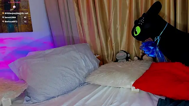 Snapshot of liam_oficial02 chatting on November 5, 2:33 am liam oficial02 online show from November 5, 2:33 am