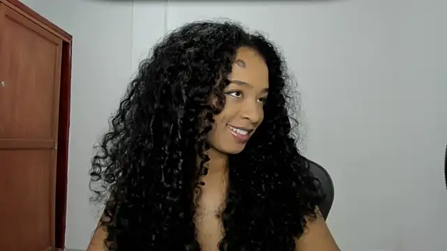 avellanatammy online show from November 12, 12:44 am