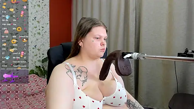 AuroraDemoni online show from February 23, 6:44 am