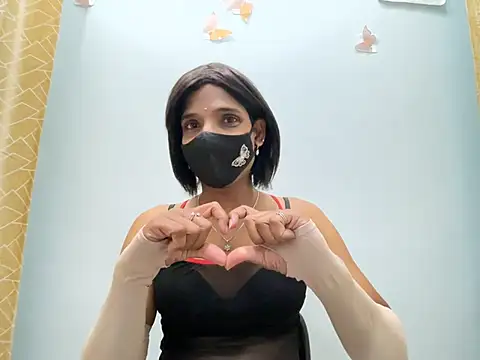 TransLisa7 online show from March 28, 8:41 pm