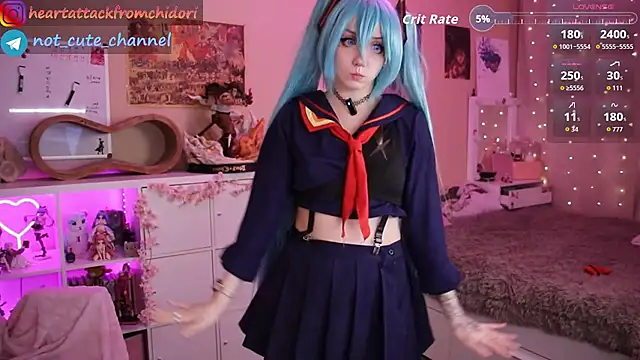 yourcutewaifu online show from November 7, 8:36 am