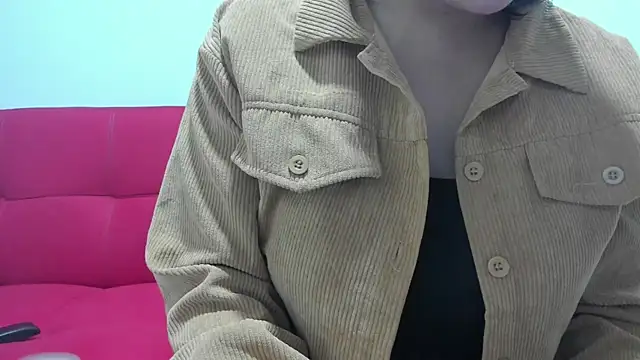 Snapshot of SamanthaBeke chatting on February 14, 3:20 pm SamanthaBeke online show from February 14, 3:20 pm