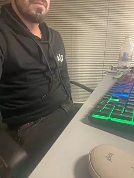 giorgakaci69 online show from February 10, 10:14 pm