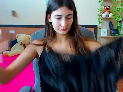 Moon-liza online show from February 21, 10:17 am