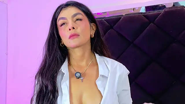 Holly Brensonexx  online show from March 11, 12:33 pm