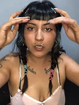 toxikkka online show from February 20, 12:52 am