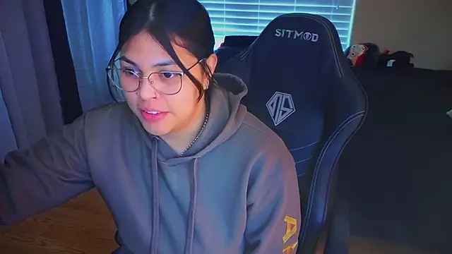 miacanela xo online show from February 22, 11:46 pm