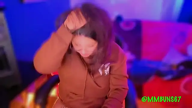 miacanela xo online show from October 21, 1:17 am