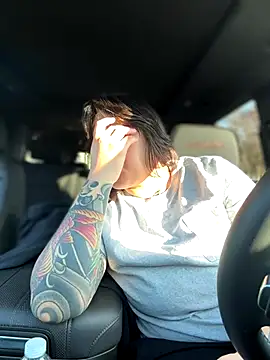 miacanela xo online show from December 22, 9:01 pm